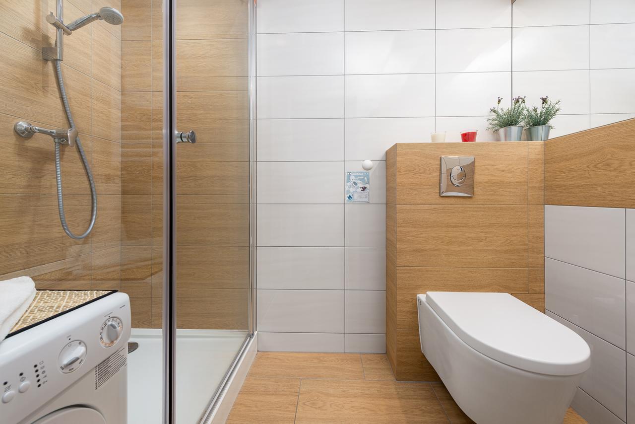 Apartament Probaltica III กดิเนีย ภายนอก รูปภาพ