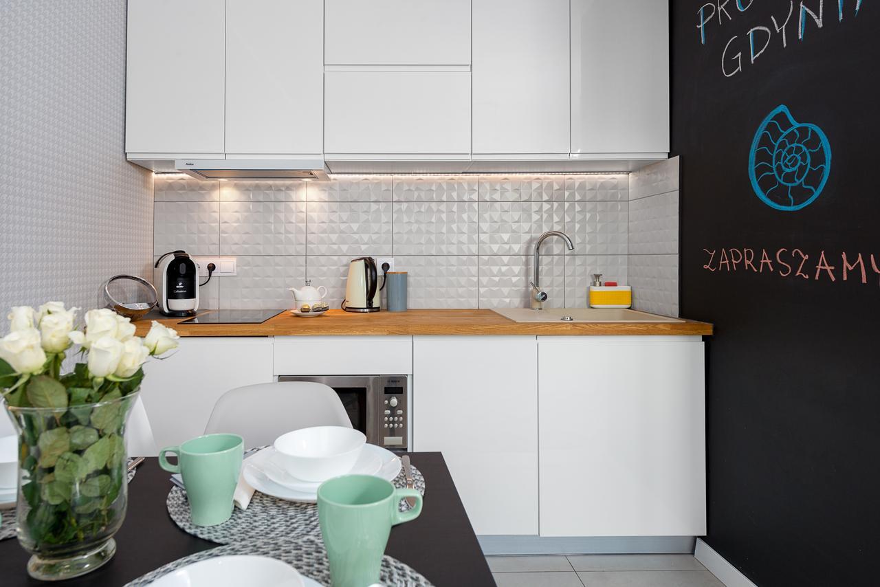 Apartament Probaltica III กดิเนีย ภายนอก รูปภาพ